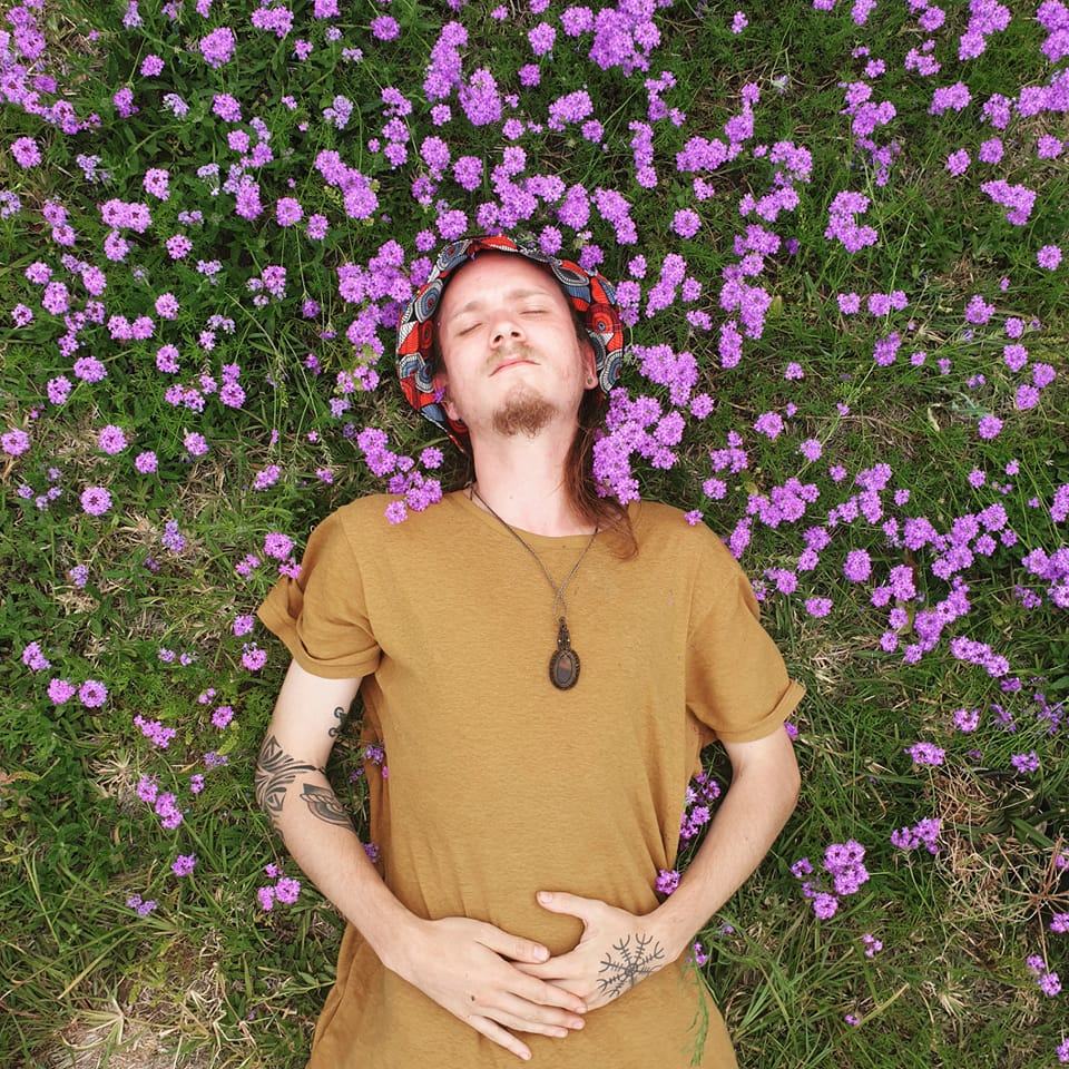 11.Truman Rose